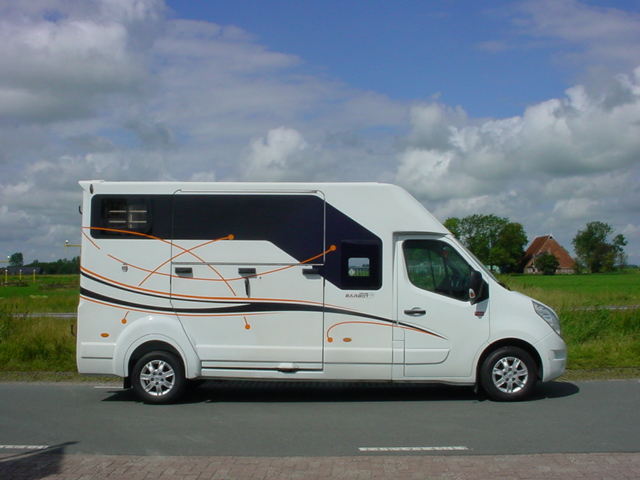 Barbot Renault Master Horsetruck