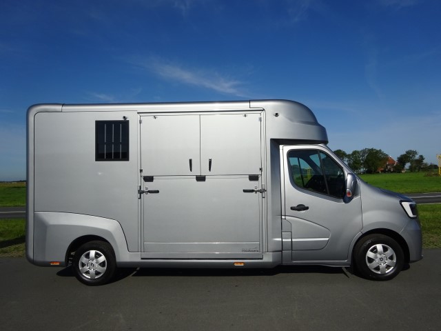 Renault Master horsetruck Grey Silver