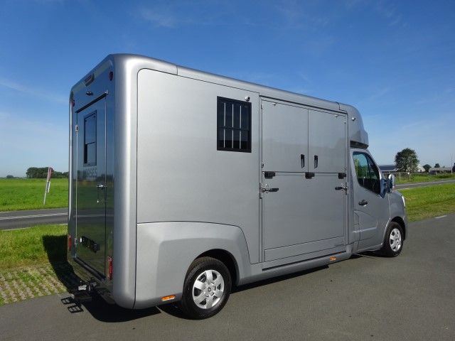 Renault Master horsetruck Grey Silver