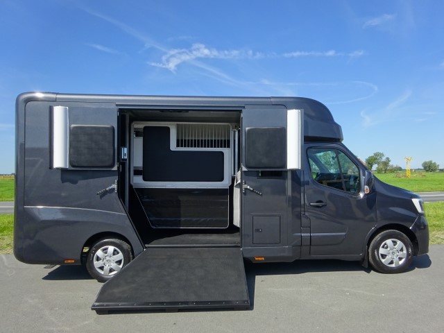 Renault Master Grey