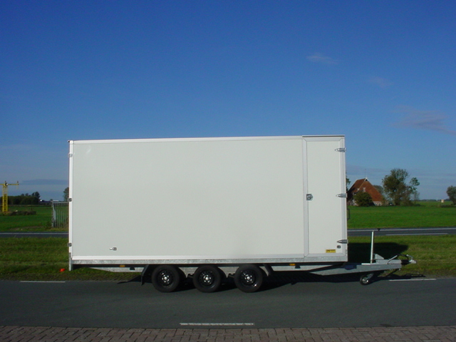 Gebruikte Hapert Sapphire H-2 afm. 505x200x210cm 3500kg parabool